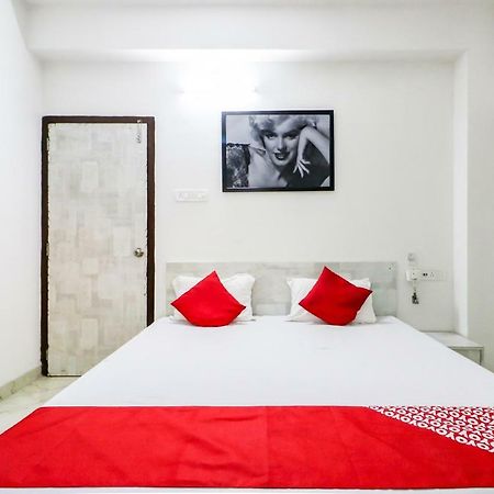 Jādabpur Oyo 30698 Hari Om Guest House מראה חיצוני תמונה