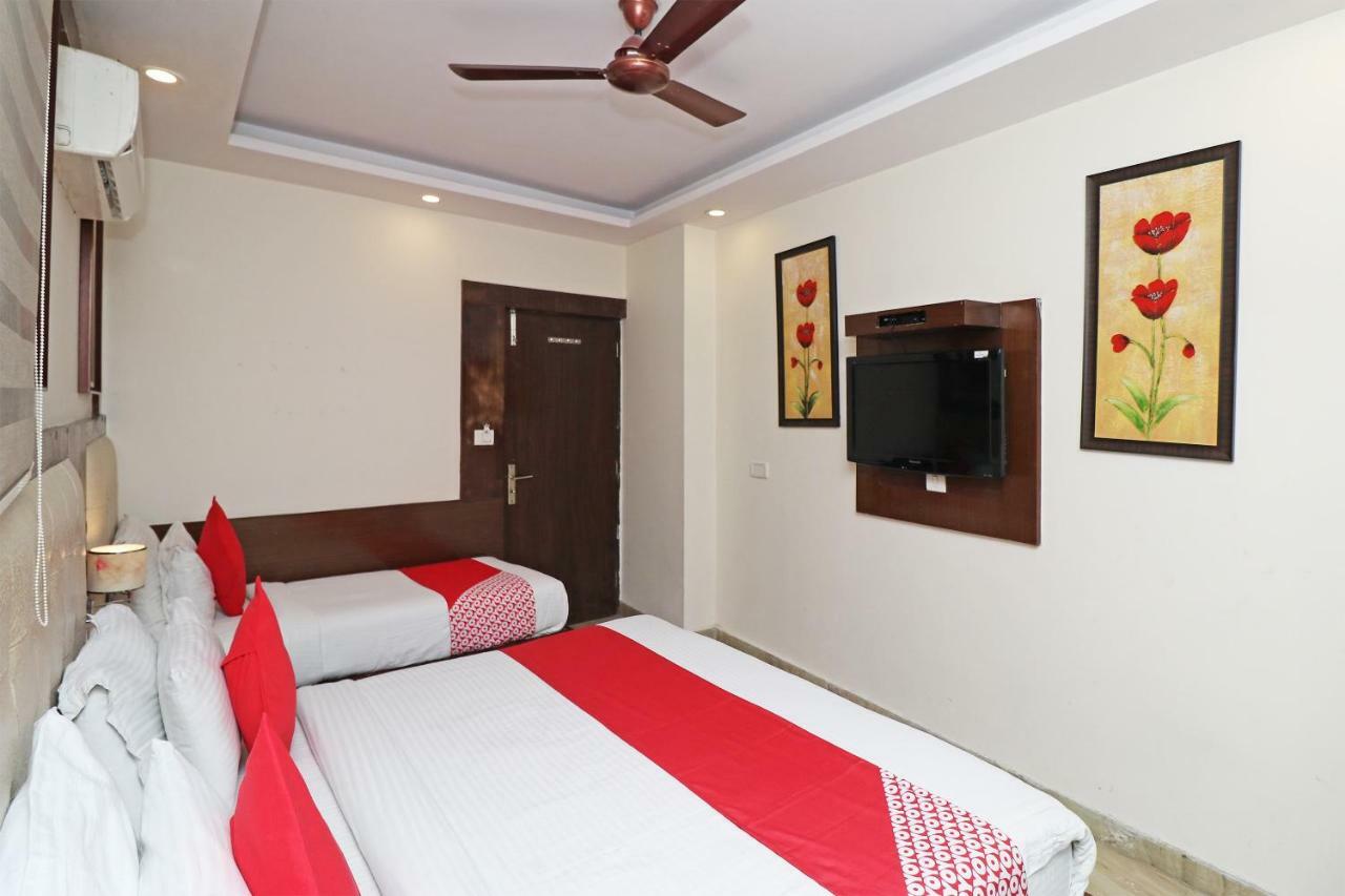 Jādabpur Oyo 30698 Hari Om Guest House מראה חיצוני תמונה