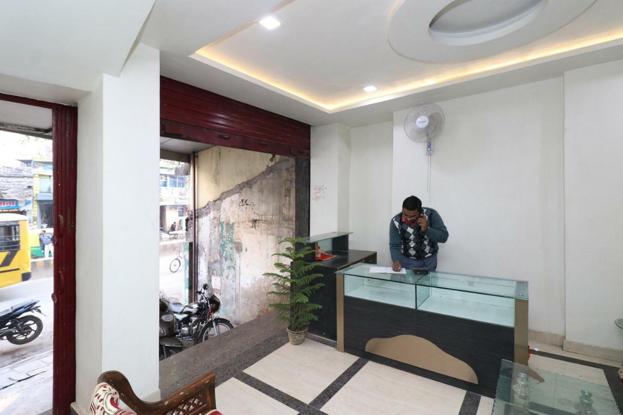 Jādabpur Oyo 30698 Hari Om Guest House מראה חיצוני תמונה