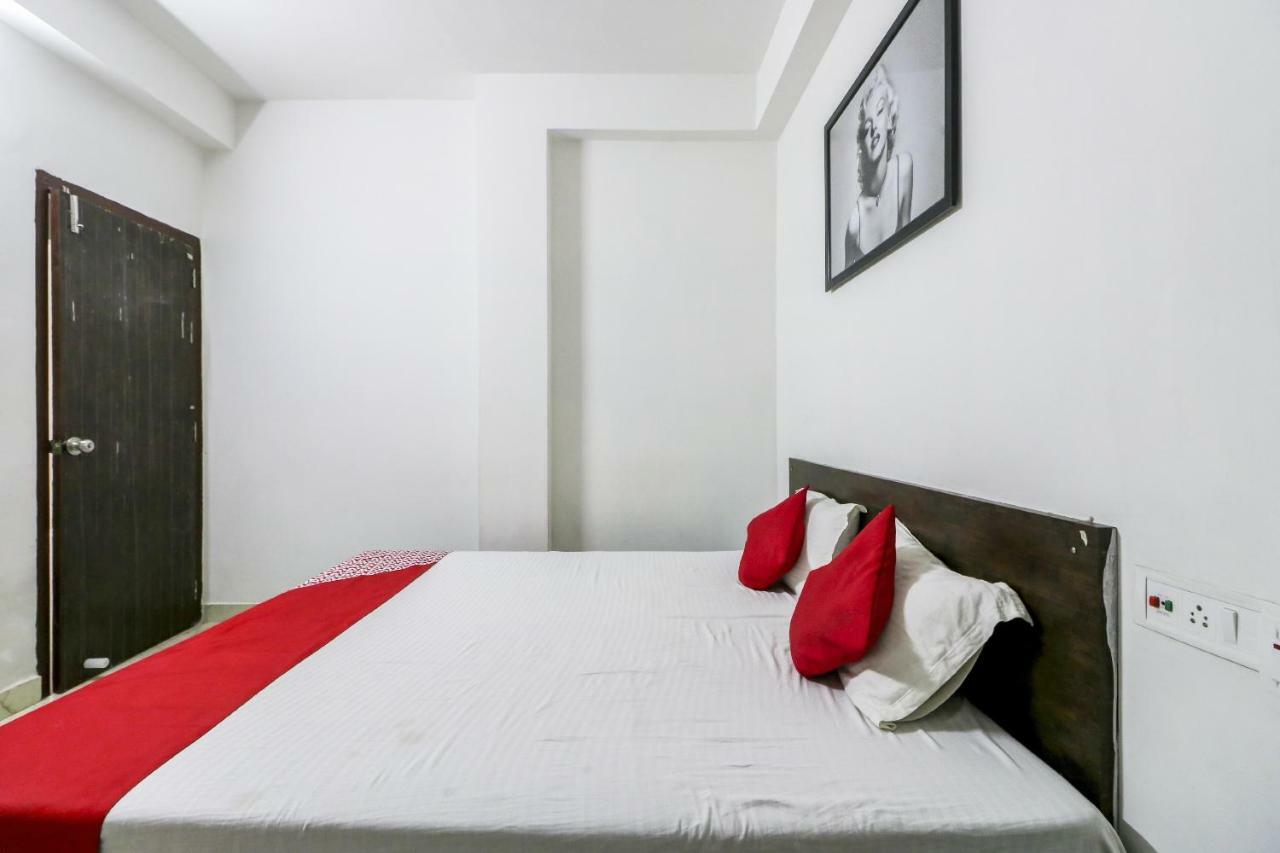 Jādabpur Oyo 30698 Hari Om Guest House מראה חיצוני תמונה
